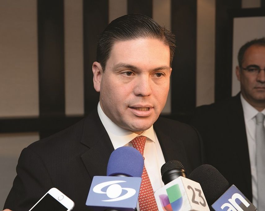Juan Carlos Pinzón aboga porque las oportunidades desplacen a la violencia (ÁLVARO MATA)