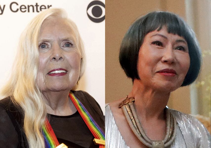 La cantautora Joni Mitchell y la novelista Amy Tan.