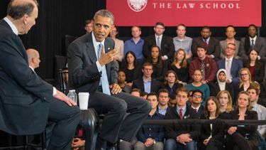Obama visitará la Universidad de Chicago, en la que fue profesor de Derecho Constitucional durante más de una década.