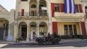 Un vehículo de los llamados boinas negras patrullan las calles de La Habana. Un vehículo de los llamados boinas negras patrullan las calles de La Habana.