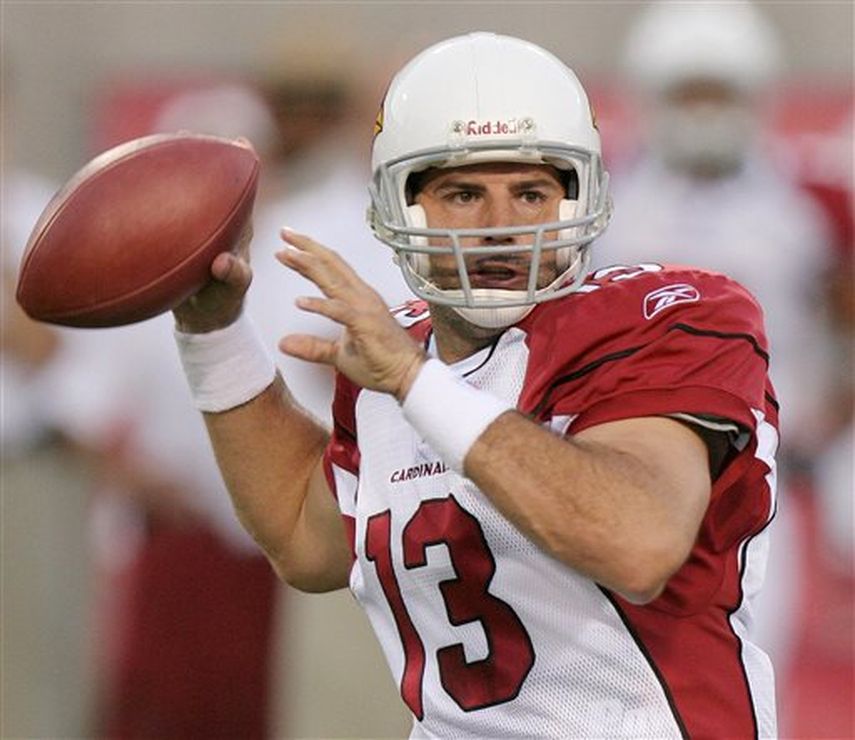 El quarterback Kurt Warner, de los Cardinals de Arizona, estará en acción este fn de semana. (AP)