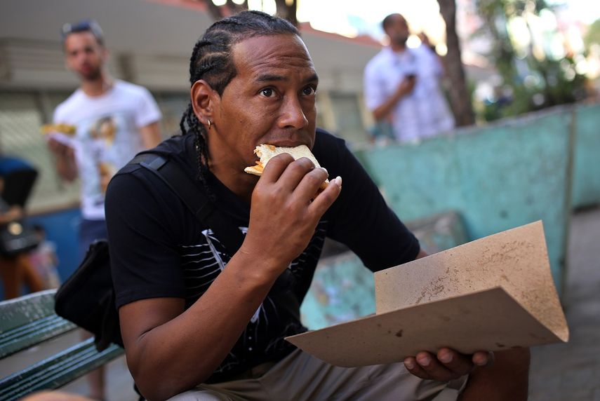 La falta de envases y bolsas es otra de las caras del desabastecimiento cotidiano de Cuba.