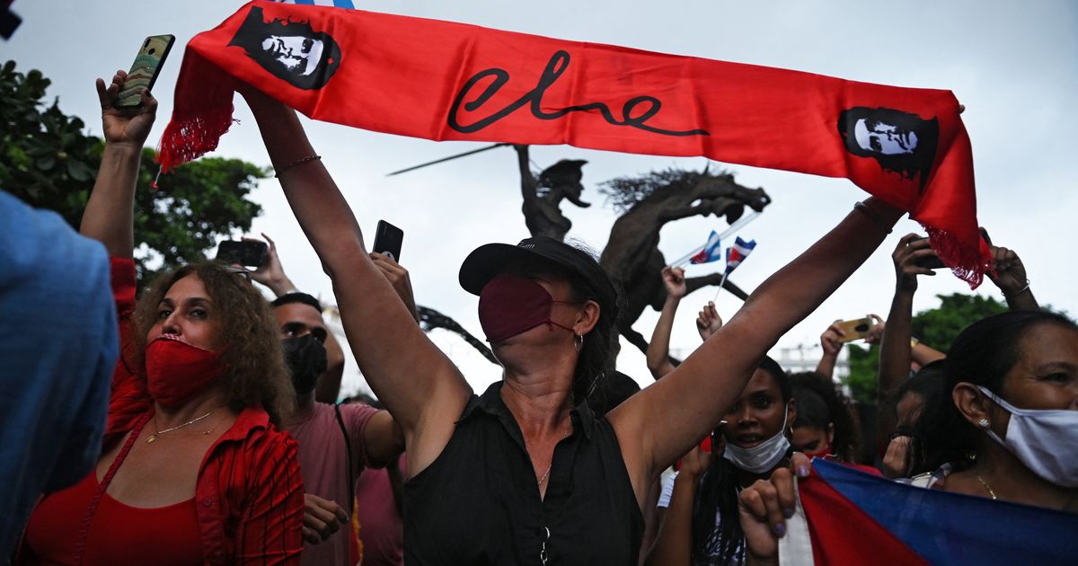 Colaborador del régimen cubano borra su pasado de las redes sociales para intentar quedarse en EEUU