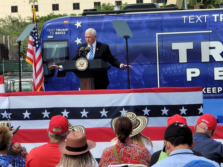 Mike Pence, vicepresidente de EEUU, durante un evento de campaña en Miami, el 15 de octubre de 2020. &nbsp;