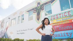 Karla Hernández-Mats es la primera mujer hispana en dirigir el sindicato de maestros de Miami-Dade, United Teachers of Dade, UTD. Karla Hernández-Mats es la primera mujer hispana en dirigir el sindicato de maestros de Miami-Dade, United Teachers of Dade, UTD.