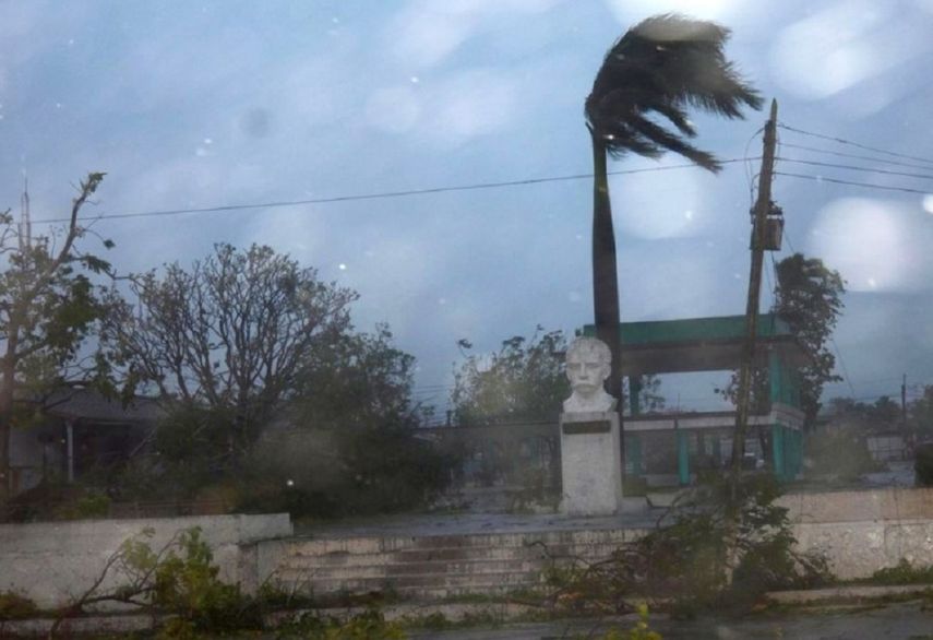 Vientos huracanados de Irma en Yaguajay.