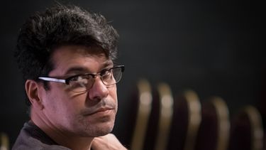 El dramaturgo Eddy Díaz Souza, director del espectáculo Leyendas negras y fundador de Artefactus Cultural Project.