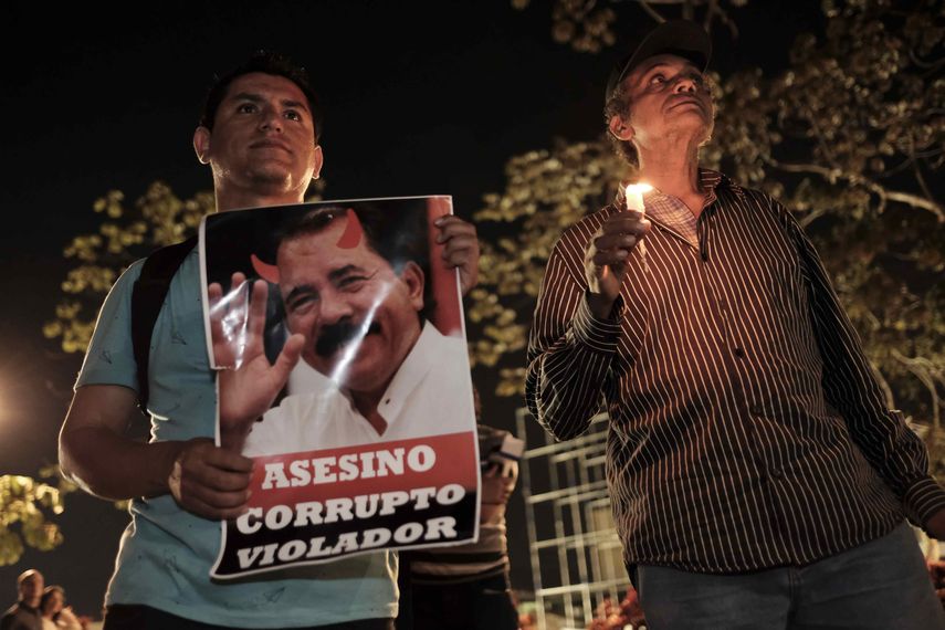 Nicaragüenses se concentraron para levantar la voz por los fallecidos en las&nbsp;protestas&nbsp;ocurridas días atrás en&nbsp;Nicaragua&nbsp;contra el gobierno de Daniel Ortega