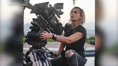 La directora de fotografía Halyna Hutchins murió en un set de rodaje cuando Alec Baldwin disparó un arma de fuego de utilería el 21 de octubre de 2021.&nbsp;