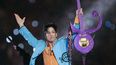 En esta fotograf&iacute;a de archivo del cuatro de febrero de 2007, Prince durante su presentaci&oacute;n en el espect&aacute;culo de medio tiempo del Super Bowl XLI en Miami.&nbsp;