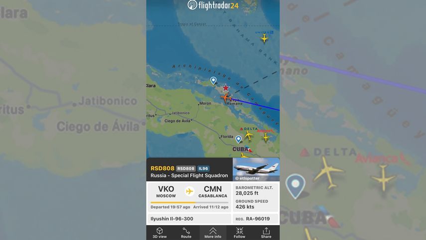 Llegada del avión del canciller ruso, Serguéi Lavrov, a La Habana.