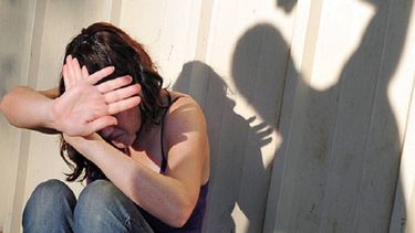 La abogada independiente Laritza Diversent, del Centro de Información Legal Cubalex, declaró el pasado año que las leyes cubanas, en lugar de penar los casos de violencia contra la mujer, los&nbsp;fomentan.