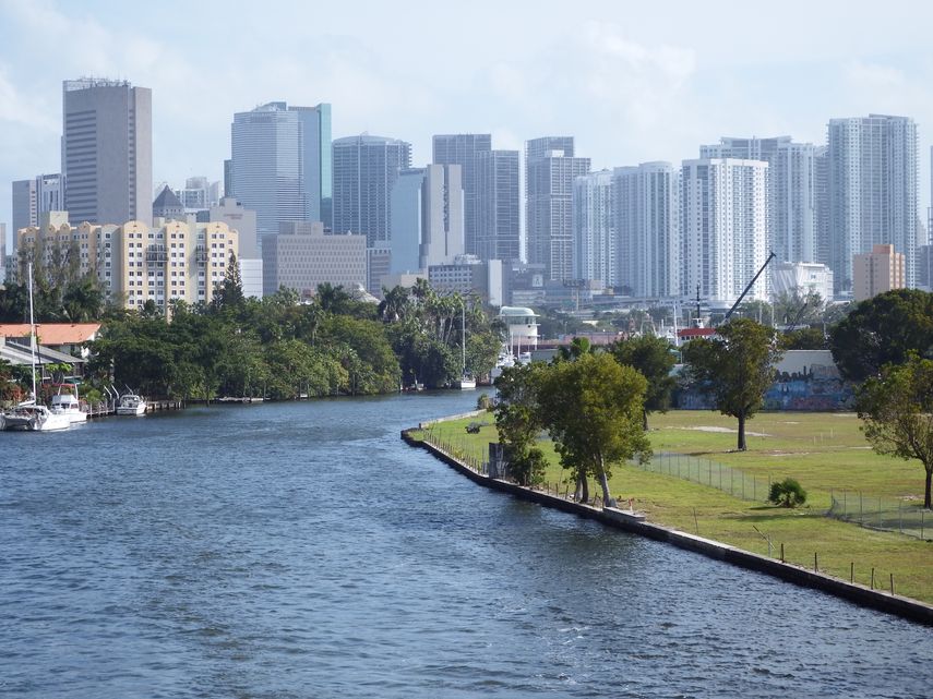 Vista parcial del centro urbano de Miami.