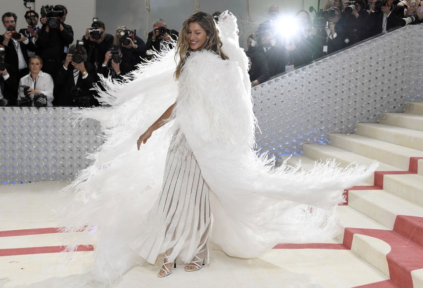 Gisele Bündchen asiste a la gala benéfica del Instituto de Vestuario del Museo Metropolitano de Arte, que celebra la inauguración de la exposición Karl Lagerfeld: A Line of Beauty&nbsp;el lunes 1 de mayo de 2023 en Nueva York.