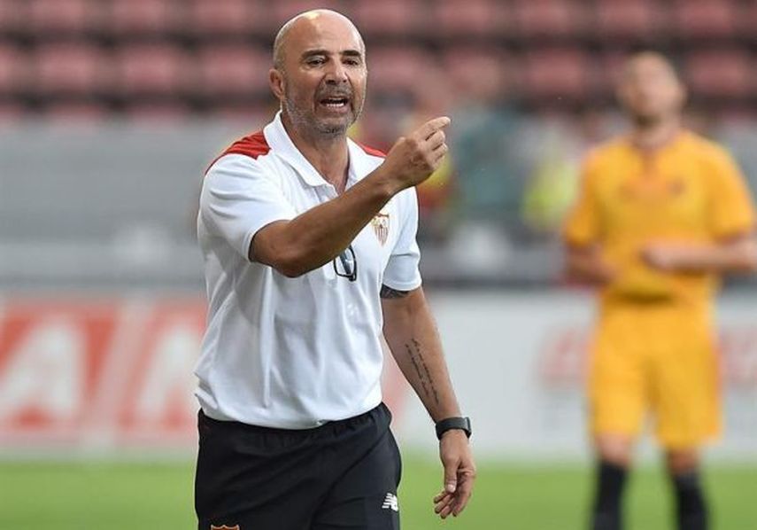 Sampaoli descartó tomar las riendas de la selección por ahora. (EFE)