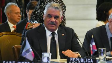 El canciller dominicano, Miguel Vargas, se reunirá con el expresidente del Gobierno español José Luis Rodríguez  Zapatero y con los cancilleres de Nicaragua y Bolivia, para fijar una  nueva cita del diálogo.