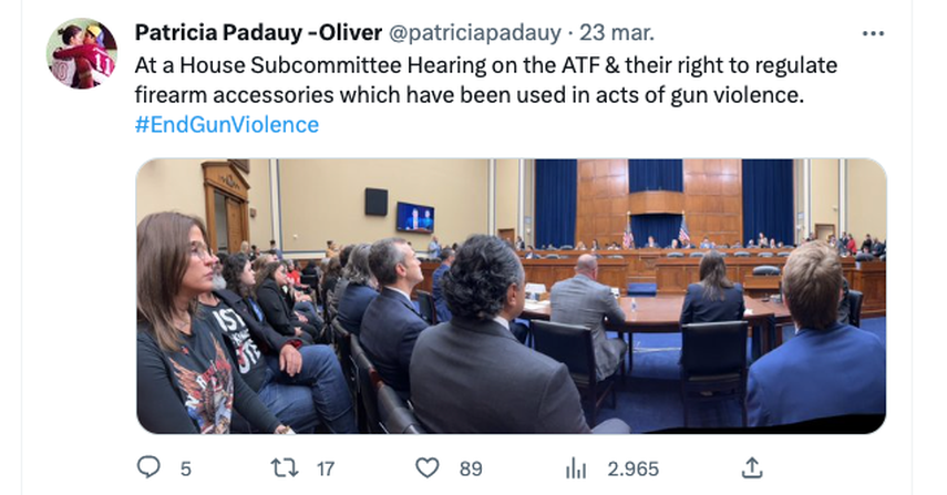 Tuit de Patricia Oliver, madre de Joaquin, una de las víctimas mortales de la masacre de Parkland.