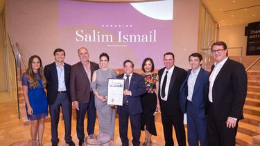 Melissa Medina, Alberto Beeck, Maurice Ferré, Adriana Cisneros, Manny González, &nbsp;Laura Mayden, Peter Kellner, Daniel Echevarría, Sean Wolfington