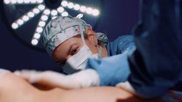 La doctora Isabel Uribe señala que la &nbsp;cirugía se plantea cuando existen cambios estructurales.