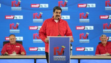 Maduro&nbsp;insistió, en un discurso de más de tres horas, que el congreso del partido debe ser puertas abiertas,&nbsp;y&nbsp;señaló que no invitaba a este evento a la oposición porque no existe.