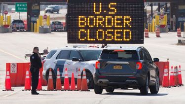 La&nbsp;frontera&nbsp;entre&nbsp;Canad&aacute;&nbsp;y&nbsp;Estados Unidos&nbsp;permanecer&aacute; cerrada por otro mes para evitar la propagaci&oacute;n del coronavirus.