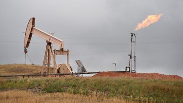 Vista de un campo de extracción petrolera.
