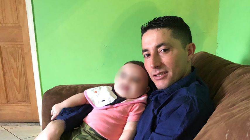 El inmigrante colombiano Adinael Arias Jiménez padece coronavirus y se encuentra en una prisión de Nueva Jersey.