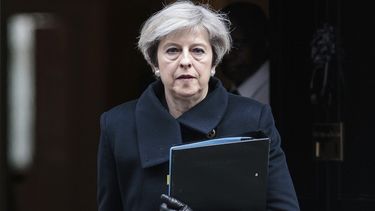 La primera ministra británica,&nbsp;Theresa&nbsp;May, abandona Downing Street en Londres.
