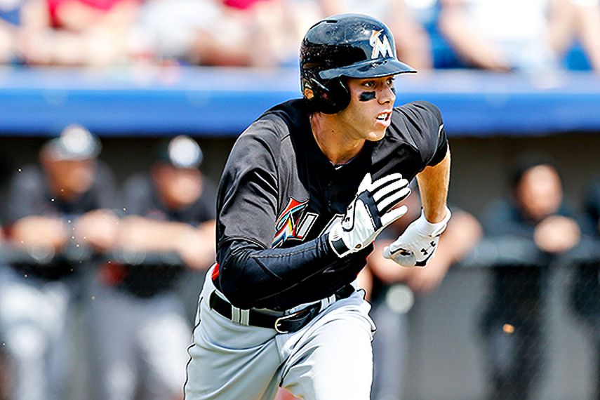 El contrato de Yelich se hizo oficial