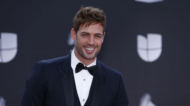 William Levy llega a la 20 entrega de los Premios Latin Grammy el jueves 14 de noviembre de 2019 en el MGM Grand Garden Arena en Las Vegas.
