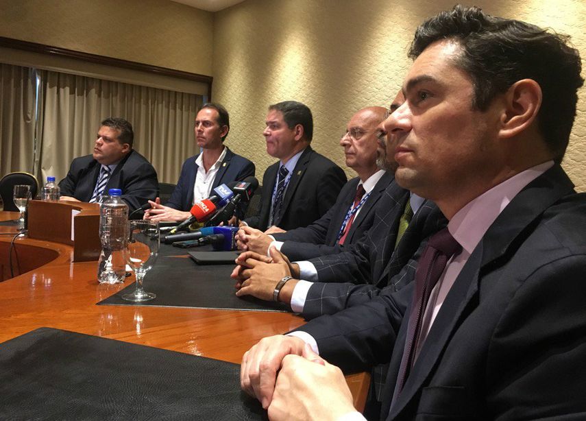 La delegación de diputados opositores venezolanos, instó a la OEA y a la comunidad internacional, a alzar su voz para rechazar el llamado a la Constituyente propuesta por Maduro.