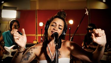 La cantante y músico de reggae venezolana Eli Ray.