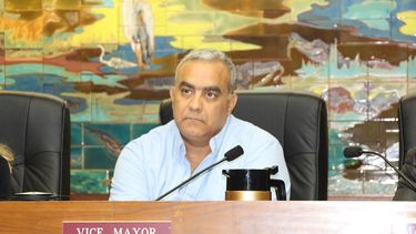 El comisionado Bergougnain negó estar detrás del revocatorio contra el alcalde Orlando López.&nbsp;