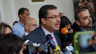 El diputado Simón Calzadilla, miembro de la comisión opositora en el diálogo con el régimen de Nicolás Maduro.