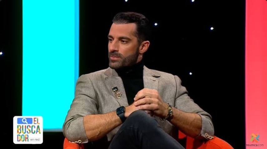 El bailarín Toni Costa durante una entrevista en el programa El Buscador en Red.&nbsp;