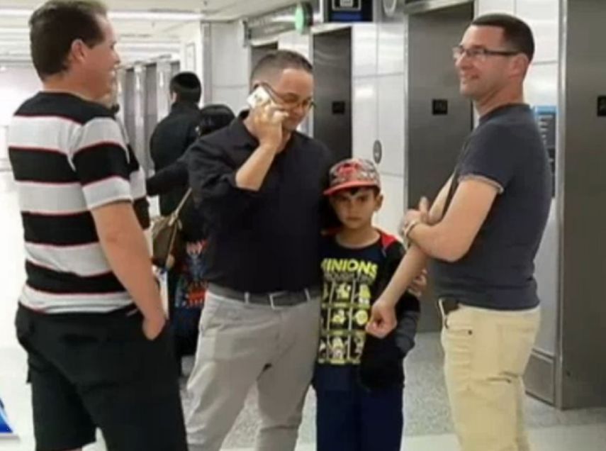 Yuniesky Marcos Roque y su hijo llegaron a Miami este domingo, donde se reencontraron con sus familiares.