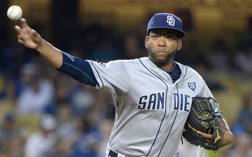 Despaigne llegó a retirar a 10 bateadores en fila. (ARCHIVO)