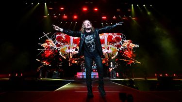 El cantante Fher Olvera de la banda de rock mexicana Maná se presenta en Buenos Aires el 5 de marzo de 2024 durante su gira México Lindo Querido.&nbsp;