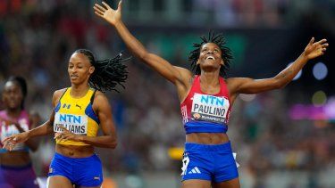 La dominicana Marileidy Paulino tras ganar los 400 metros del Mundial de atletismo, el miércoles 23 de agosto de 2023, en Budapest.&nbsp;