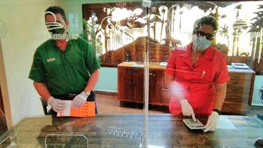 Trabajadores del hotel Los Caneyes en Villa Clara, Cuba.&nbsp;