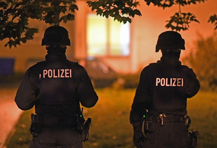 La policía alemana halló este sábado &nbsp;varios cientos de gramos de explosivos en el registro de una vivienda en la ciudad de Chemnitz
