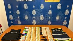 La red criminal utilizaba vaias formas de pago para evadir los controles (Policía de España)