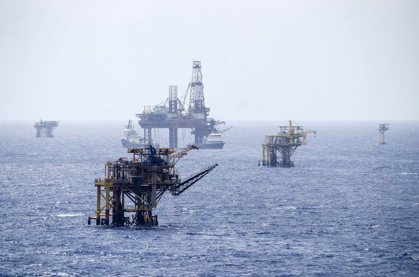 Según un comunicado del Gobierno de EEUU, en el Golfo de México hay reservas técnicamente recuperables de 48.000 millones de barriles de petróleo.
