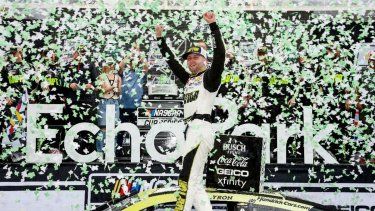 William Byron celebra su gran victoria en Austin, Texas, la segunda de la temporada de NASCAR.