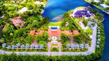 Vista aérea de la propiedad del cubano Manuel Díaz en Coral Gables.