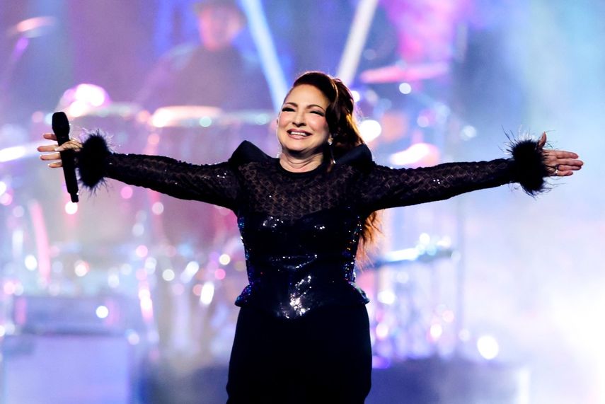 Gloria Estefan se presenta en el escenario durante los American Music Awards 2025 en el Teatro BleauLive del Fontainebleau Las Vegas el 26 de mayo de 2025 en Las Vegas, Nevada.&nbsp;