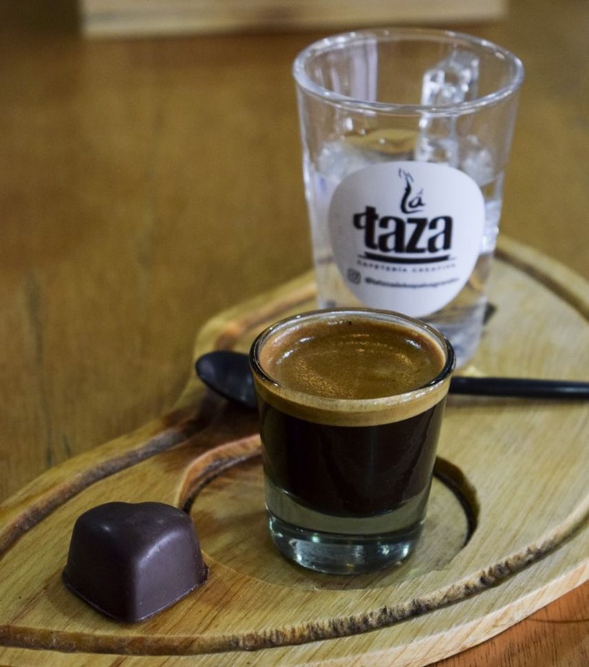 Todo lo bueno comienza con buen café es el eslogan de La taza, local ubicado en Los Palos Grandes, Caracas