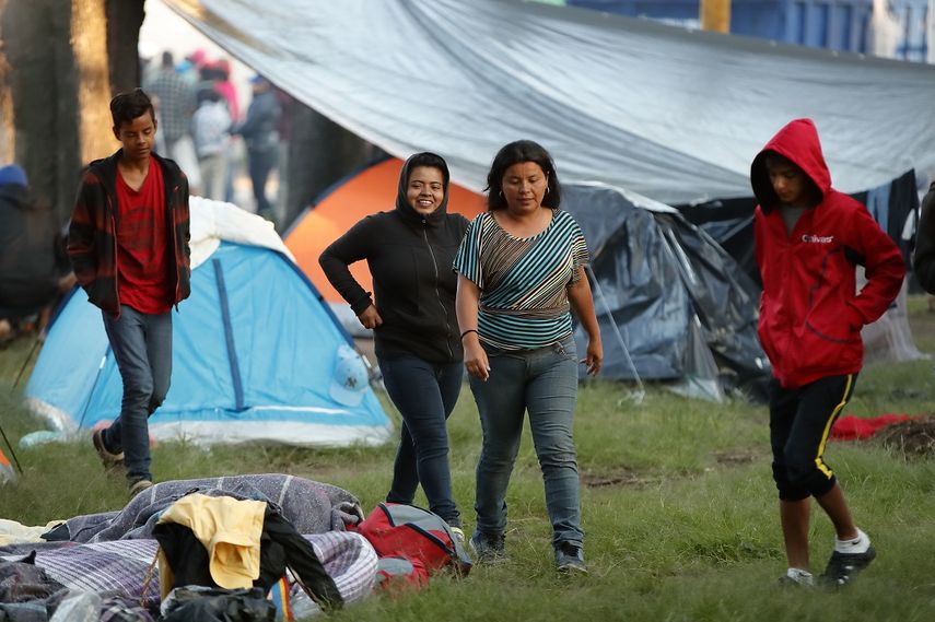 La&nbsp;caravana de migrantes centroamericanos&nbsp;acaba de llegar a la capital de México en su camino hacia la frontera con EEUU.