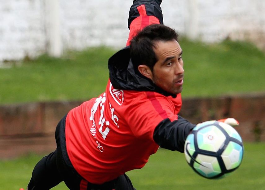 El guardameta no se confía y espera que el combinado austral consiga una victoria para asegurar su cupo.