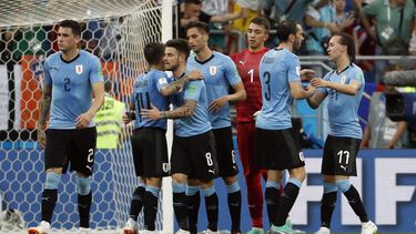 uruguay y rusia, primeras clasificadas para octavos de final